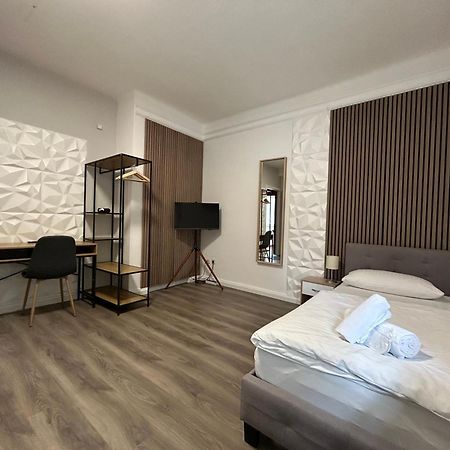 Riverside Airport Hotel Kelsterbach Dış mekan fotoğraf